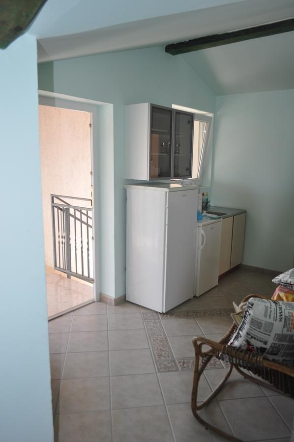 Tri Srca Apartments & Rooms Funtana Εξωτερικό φωτογραφία