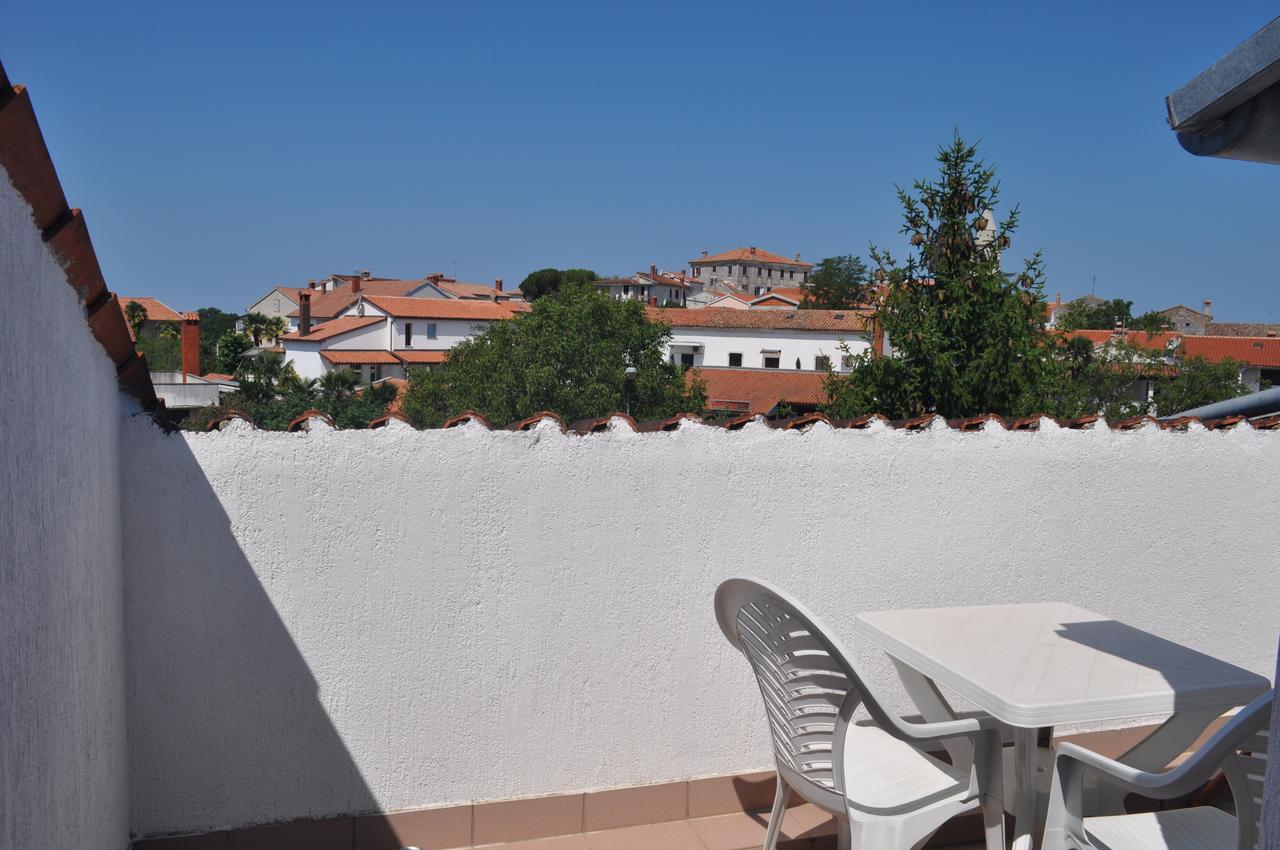 Tri Srca Apartments & Rooms Funtana Εξωτερικό φωτογραφία