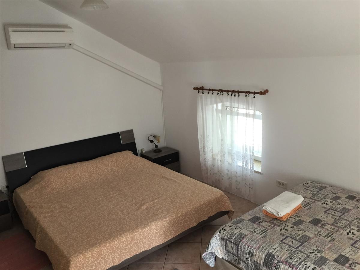Tri Srca Apartments & Rooms Funtana Εξωτερικό φωτογραφία